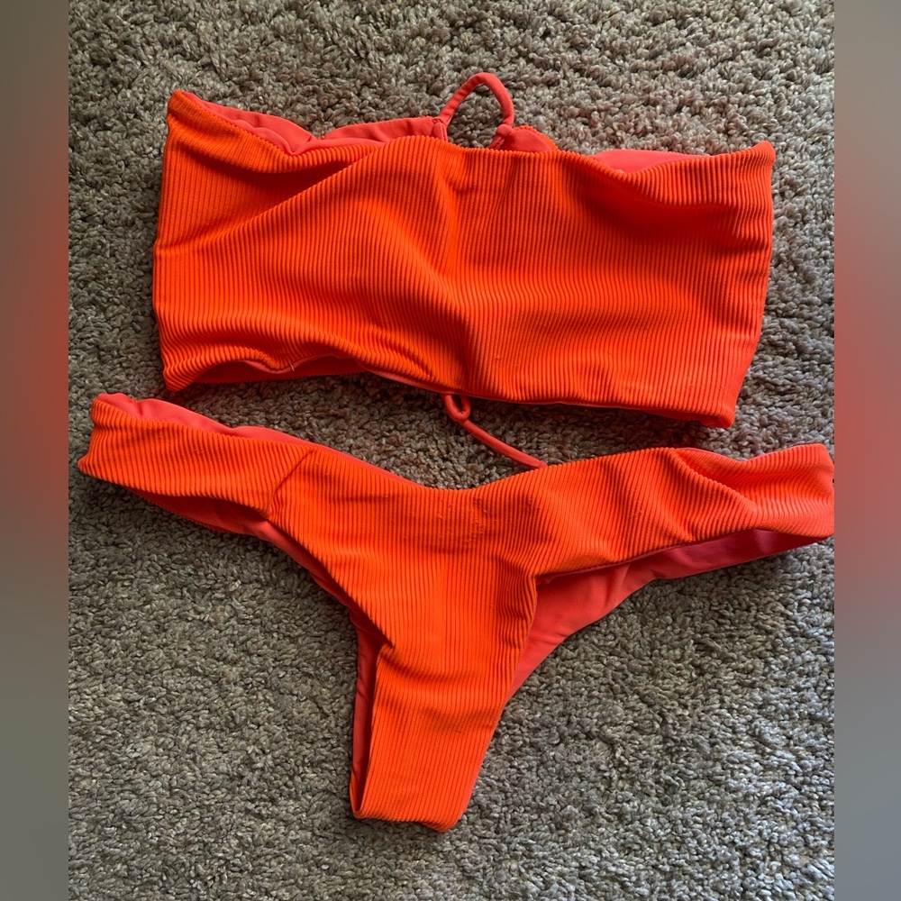 Reversible Ribbed Tube Top Bikini Set - Picture 2 of 4